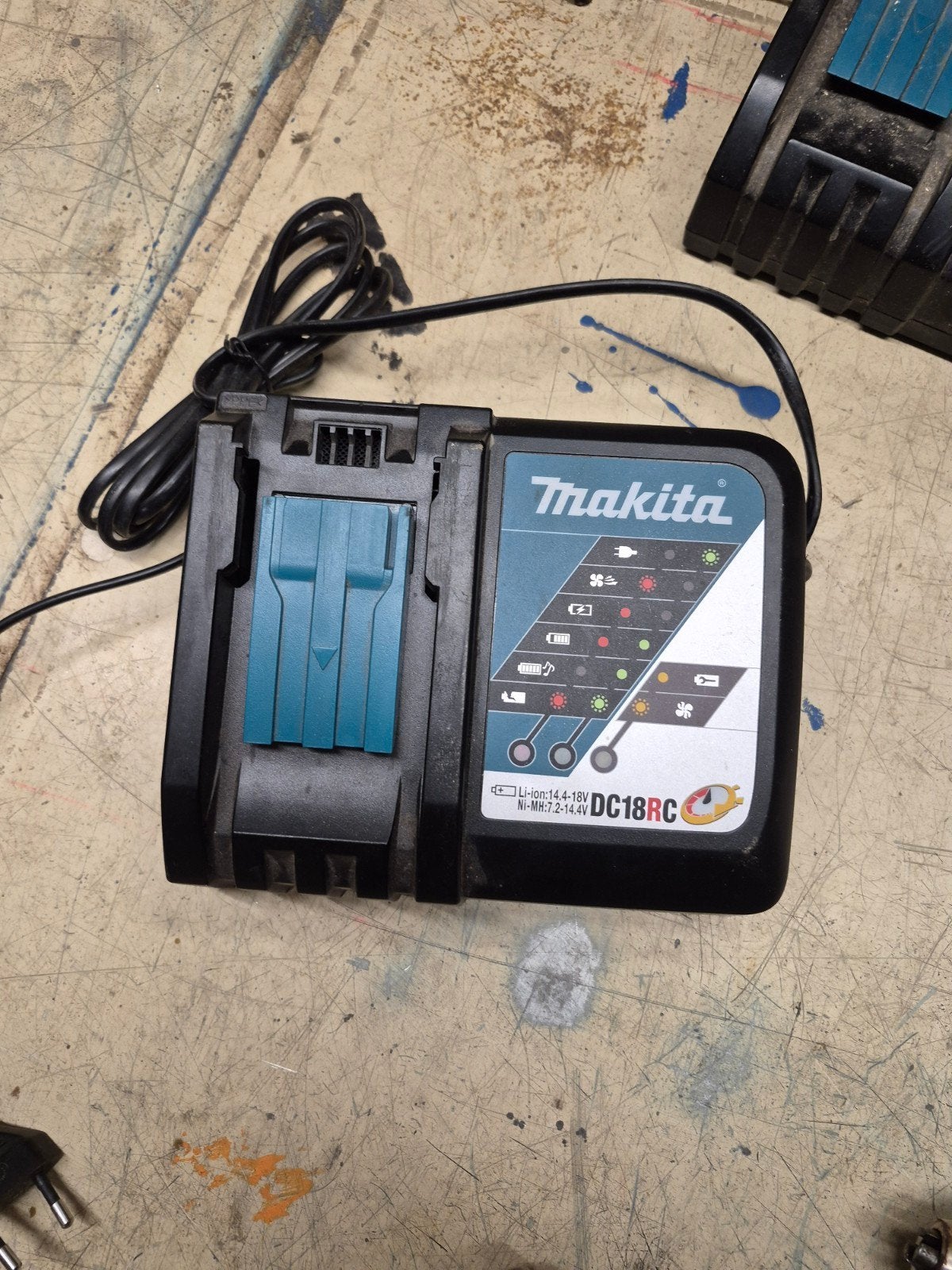Le chargeur est cassé !, Enlèvement ou Envoi