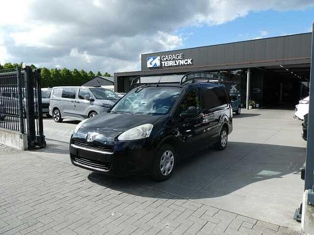 Peugeot Partner L2 1.6 TDCi 90pk 3pl Lichte Vracht Dakrek, Auto's, Bestelwagens en Lichte vracht, Euro 5, 65 kW, https://public.car-pass.be/vhr/8a7975db-8532-45f7-988c-f5d8034f616b