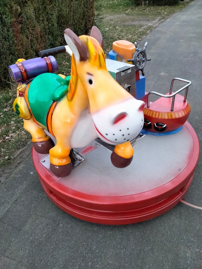 Draaimolentje / carrousel, Enlèvement, Comme neuf
