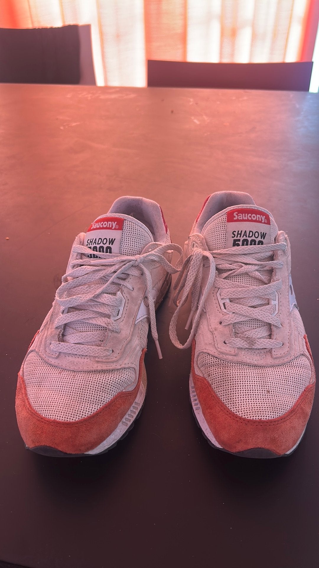 SAUCONY SHADOW 5000 TRES BON ETAT 43H, Autres couleurs, Comme neuf, Enlèvement, Chaussures de sport