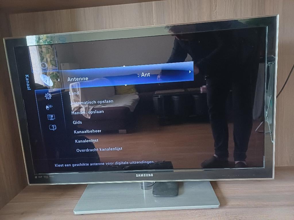 Téléviseur Samsung, LED, Comme neuf, Full HD (1080p), 100 Hz
