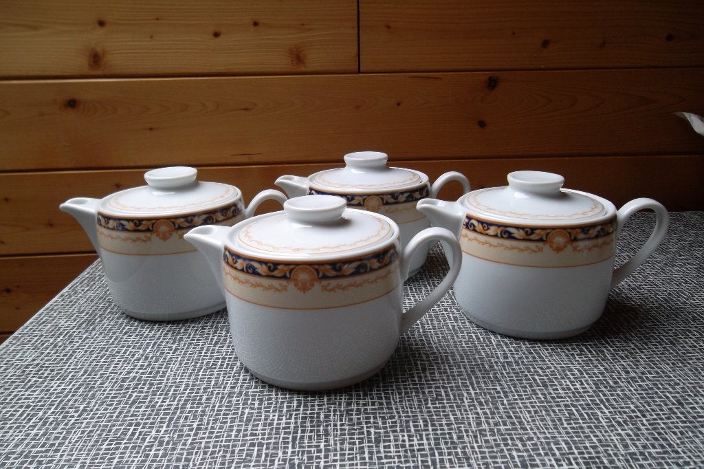 4 theekannetjes, Maison & Meubles, Cuisine | Vaisselle, Enlèvement ou Envoi, Neuf, Théière