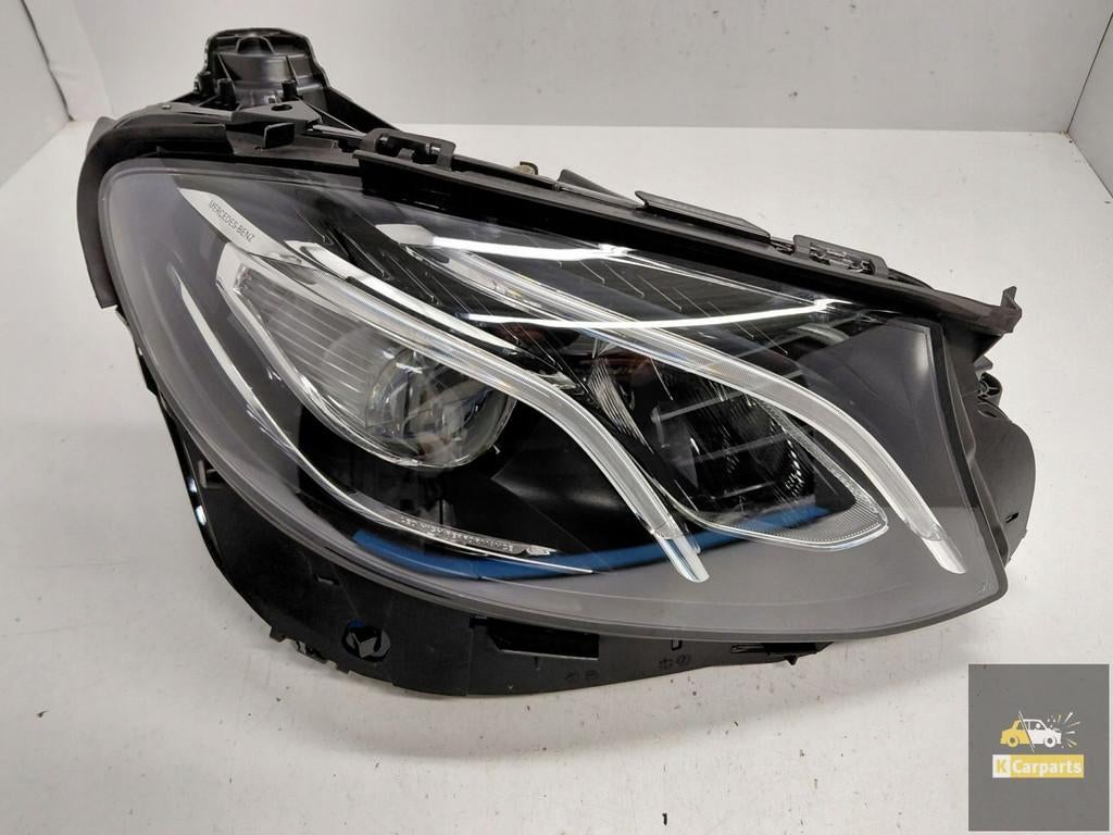 A2139067806, Phare droit haute performance Full LED pour Mer, Mercedes-Benz AG, Mercedes-Benz, Utilisé, Mercedesstrasse 120
70372  Stuttgart, DE