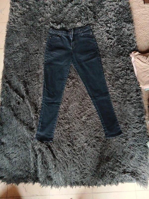 Skinny jeans maat 40 dames, Kleding | Dames, Spijkerbroeken en Jeans, Ophalen of Verzenden, Gedragen, Blauw, W30 - W32 (confectie 38/40)