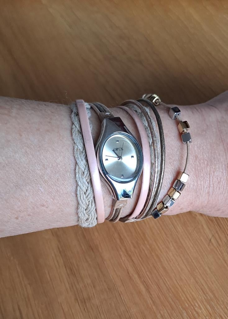 montre OPEX femme, Bijoux, Sacs & Beauté, Enlèvement ou Envoi, Comme neuf, Cuir