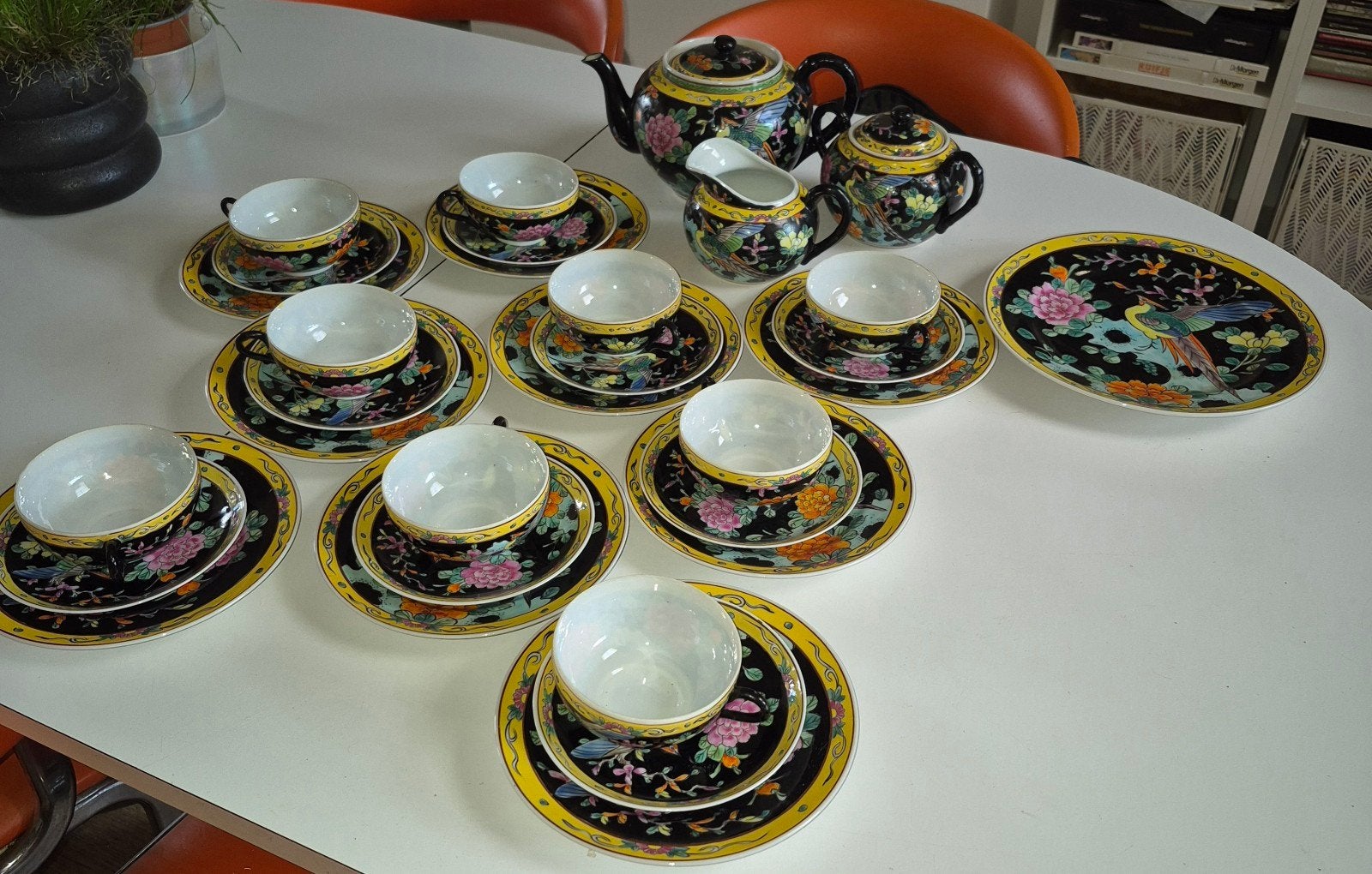 japans satsuna eierschaal theeservies, Ophalen