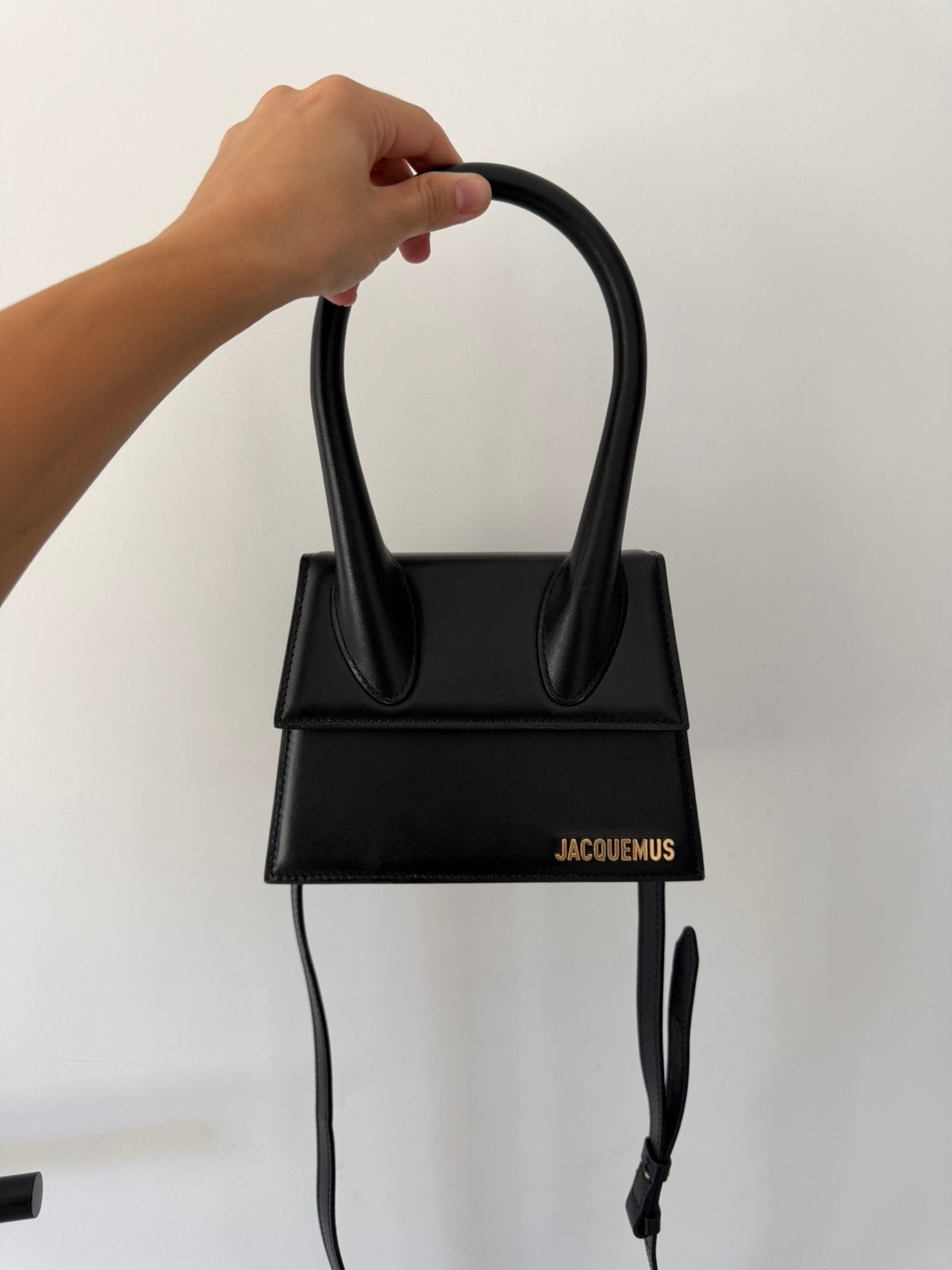 Originele Jacquemus Chiquito handtas, Bijoux, Sacs & Beauté, Sacs | Sacs Femme, Enlèvement, Comme neuf, Sac à main