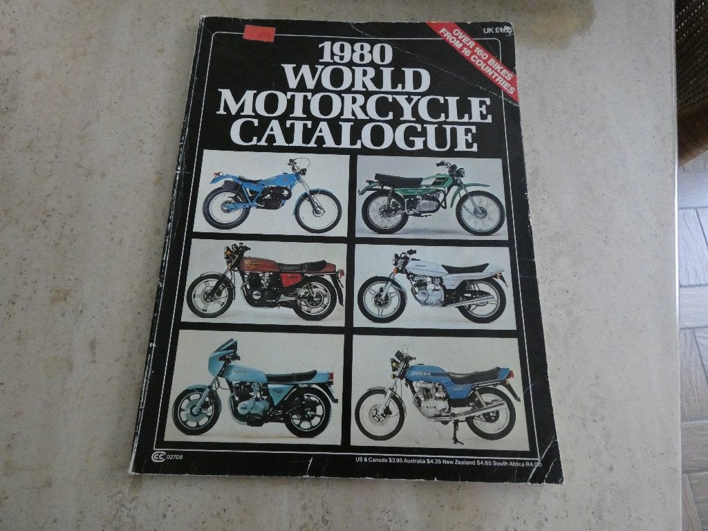 1980 world motorcycle catalogue, Ophalen of Verzenden, Gelezen, Algemeen