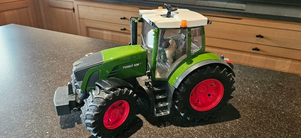 Bruder 3040 Fendt 936 Vario tractor, Ophalen of Verzenden, Gebruikt