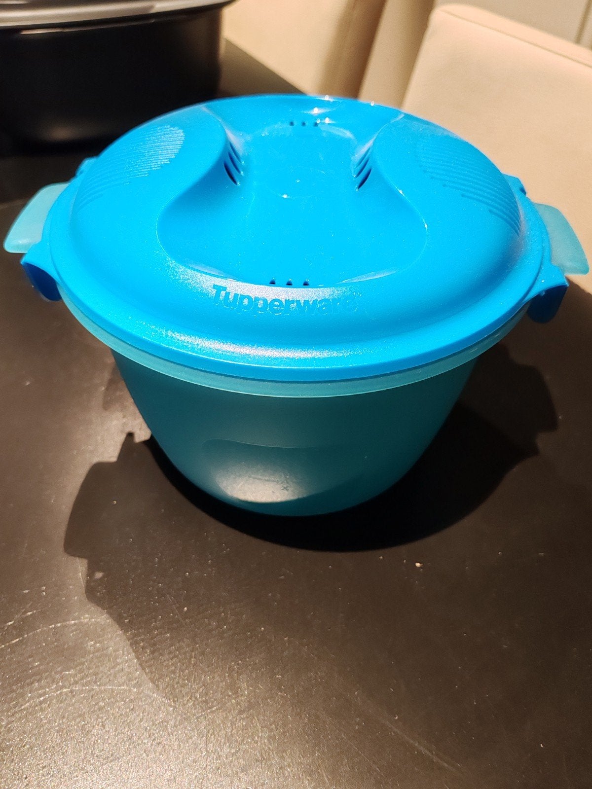 Tupperware rijstkoker, Huis en Inrichting, Keuken | Tupperware, Ophalen