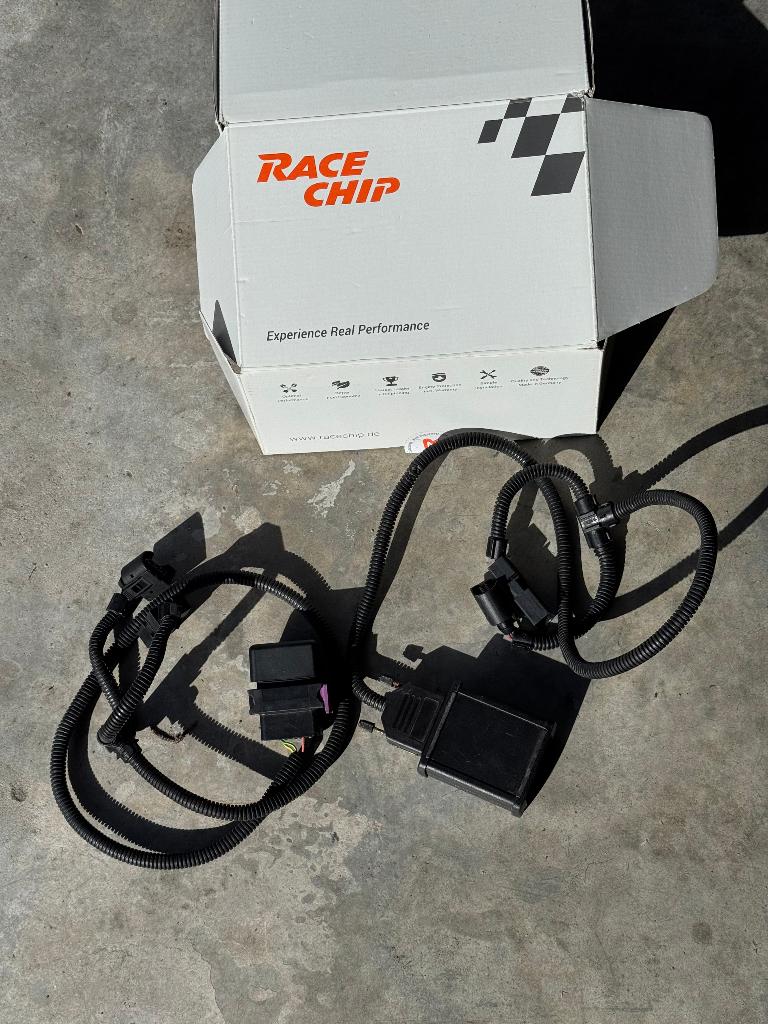 Racechip one, Verzenden