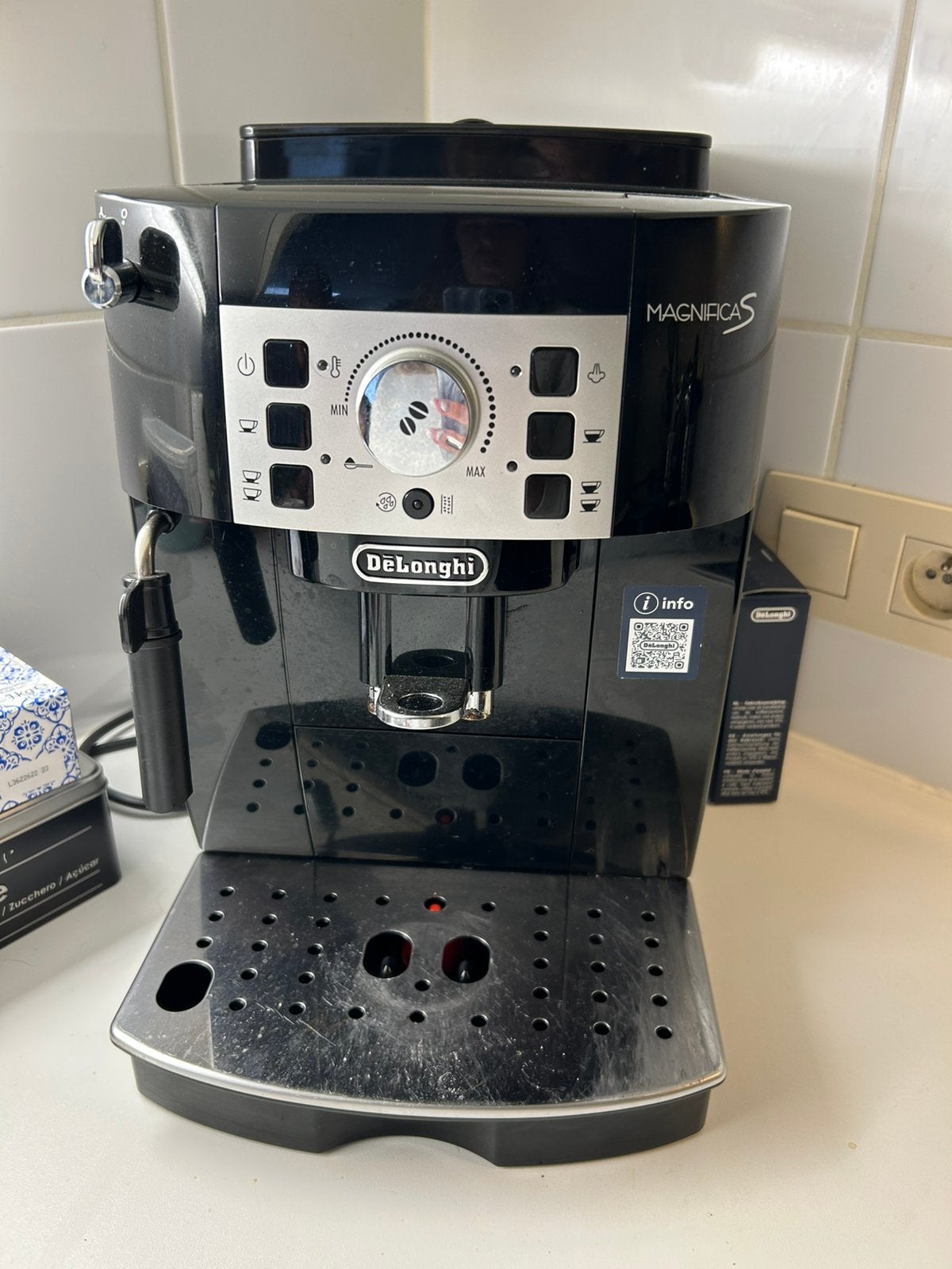 Magnifica e Delonghi, Electroménager, Cafetières, Enlèvement, Comme neuf