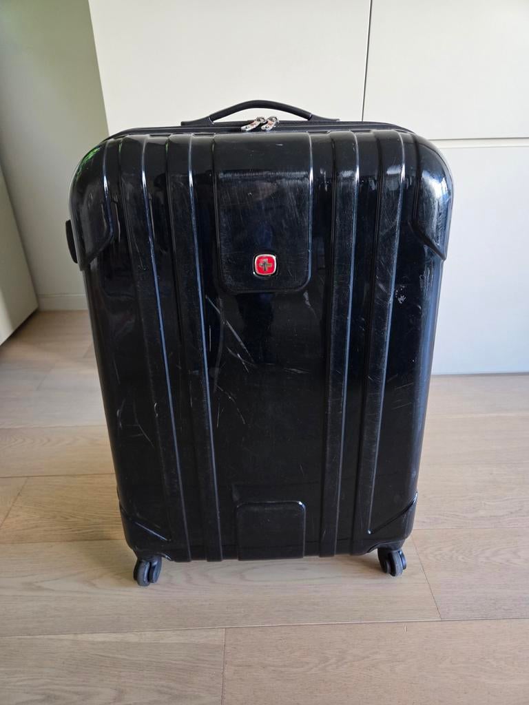 Reiskoffer Zwitsers merk Wenger / bagage / valies, Gebruikt, Hard kunststof, 45 tot 55 cm, Wieltjes