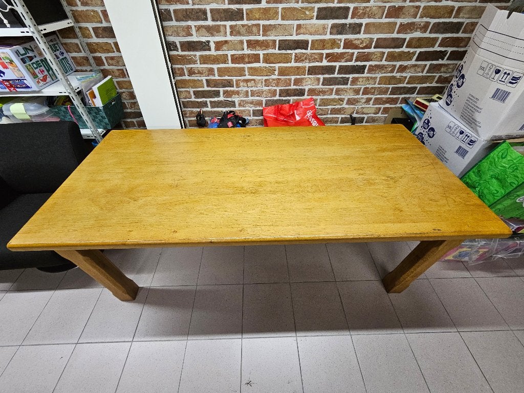 Massief houten tafel, Huis en Inrichting, Ophalen, Gebruikt, Rustiek, Eikenhout