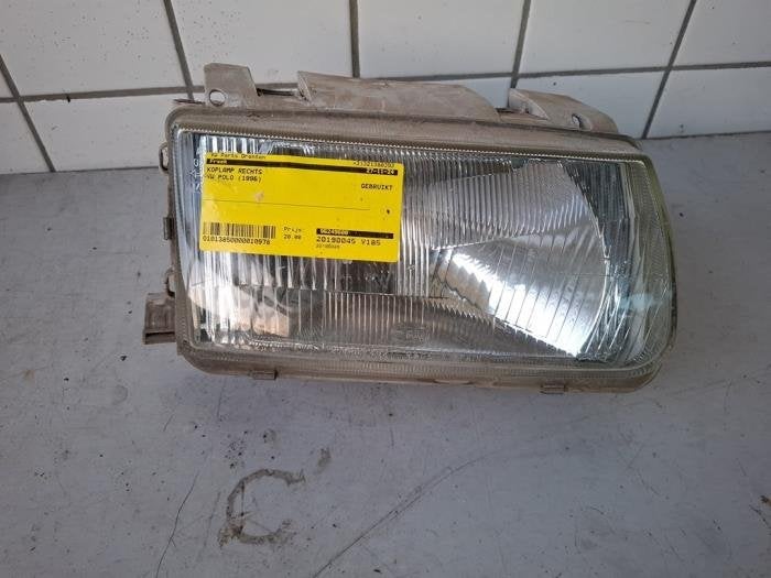 Koplamp rechts van een Volkswagen Polo, Gebruikt, -, Volkswagen, -