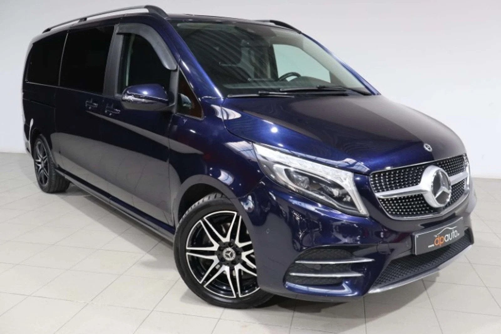 Mercedes-Benz V-Class 300 V 300 d 4-Matic LWB Avantgarde AMG, Achat, 176 kW, Euro 6, Entreprise