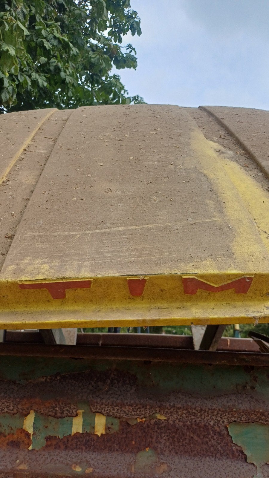 Cabine de tracteur TIM, Articles professionnels, Enlèvement