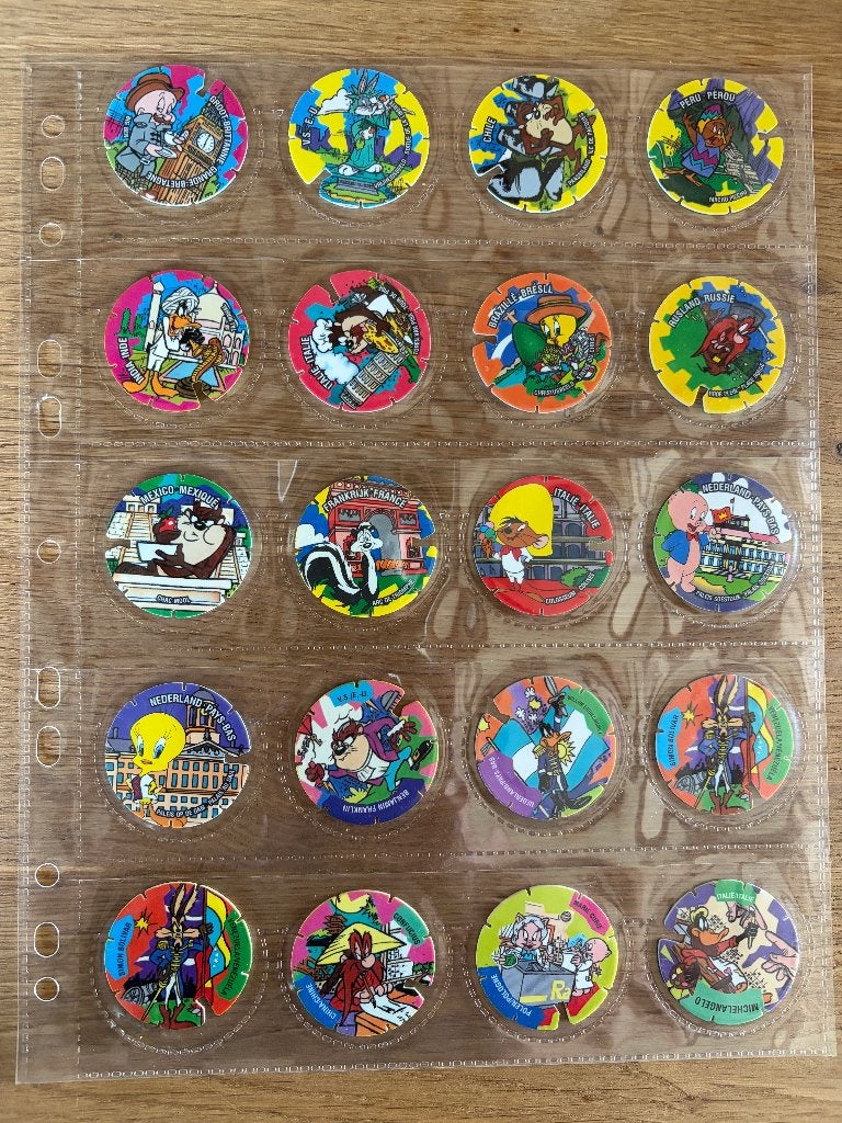Smiths- World Flippo België - Looney Tunes (1996)23 flippo's, Collections, Flippos, Enlèvement ou Envoi, World, Collection
