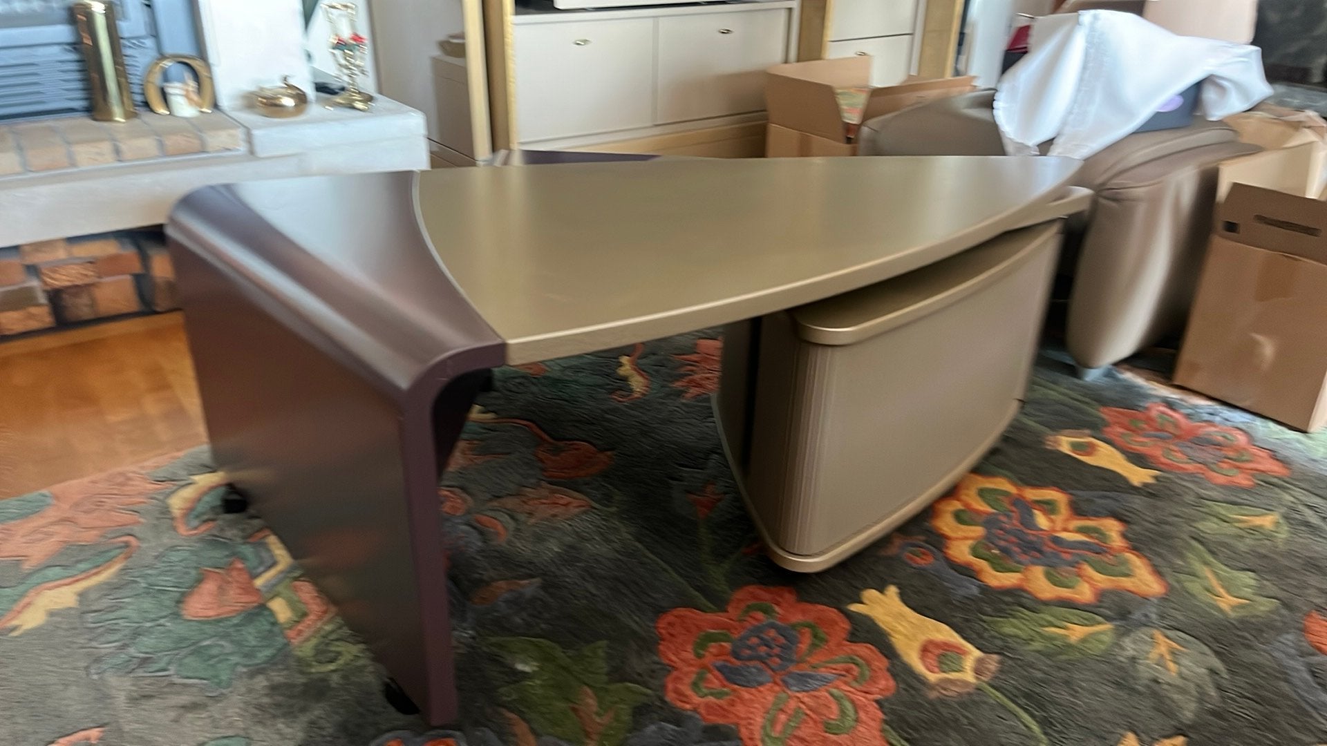 Design salontafel Leolux, Ophalen