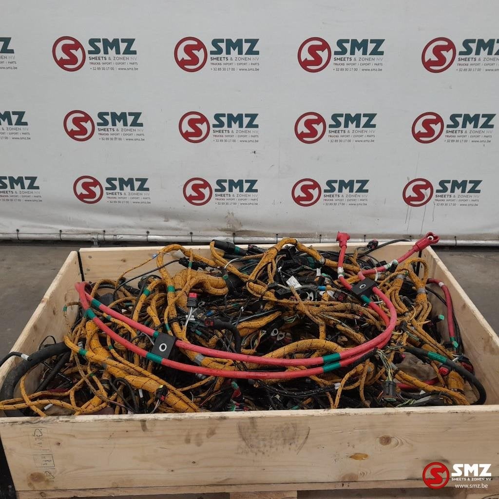 Lot of wiring harnesses Caterpillar, Neuf