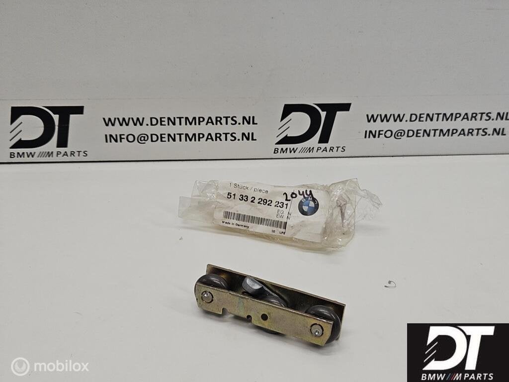 Roller guide rear left BMW Z1 51332292231, Autos : Pièces & Accessoires, Neuf, Enlèvement ou Envoi