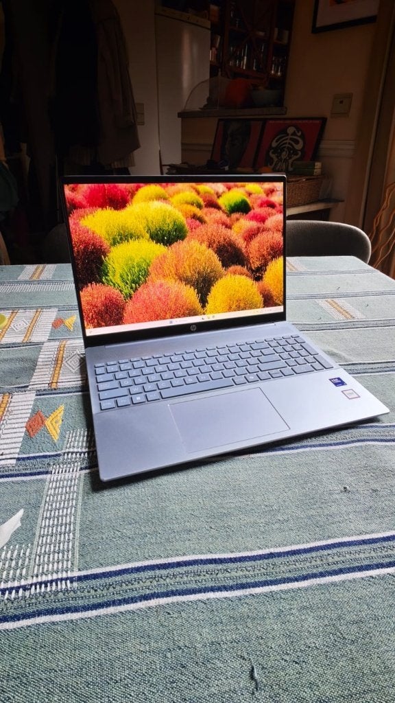HP pavilion 16" OLED, Hp, 16 pouces, Utilisé, SSD