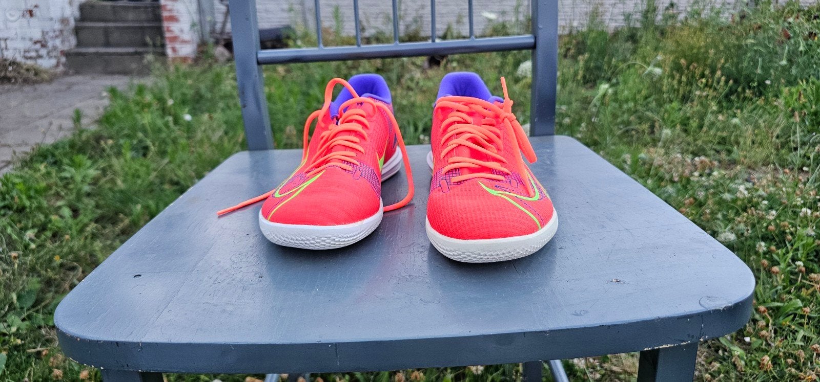 Paire de Nike, chaussures de sport, Course à pied, Nike, Chaussures de course à pied, Comme neuf