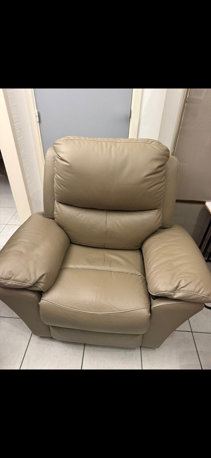Fauteuil relax beige, Enlèvement, Utilisé, Cuir, 75 à 100 cm