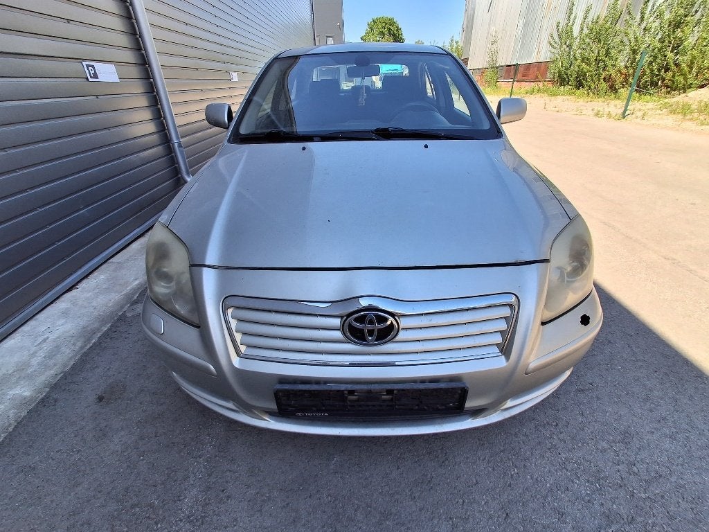 Toyota avensis 1.6 benzin 2003 klima, Autos, Achat, Avensis, Boîte manuelle, Particulier