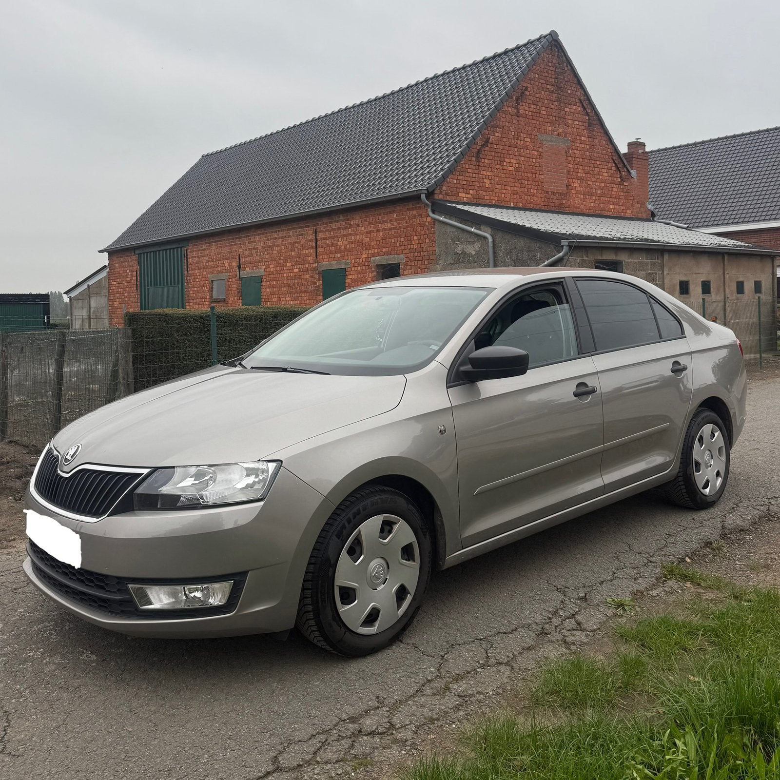 Skoda Rapid *67 000 KM* 1.2 essence du 1er propriétaire, Autos, Euro 5, Achat, 5 portes, Berline
