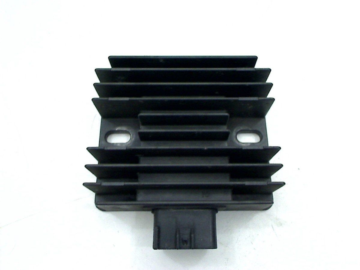REGULATEUR DE TENSION Kawasaki, Motos, Kawasaki Motors Europe N.V., Utilisé, Info@kawasaki.eu, Jacobus Spijkerdreef 1-3
2132 PZ  Hoofddorp, JP