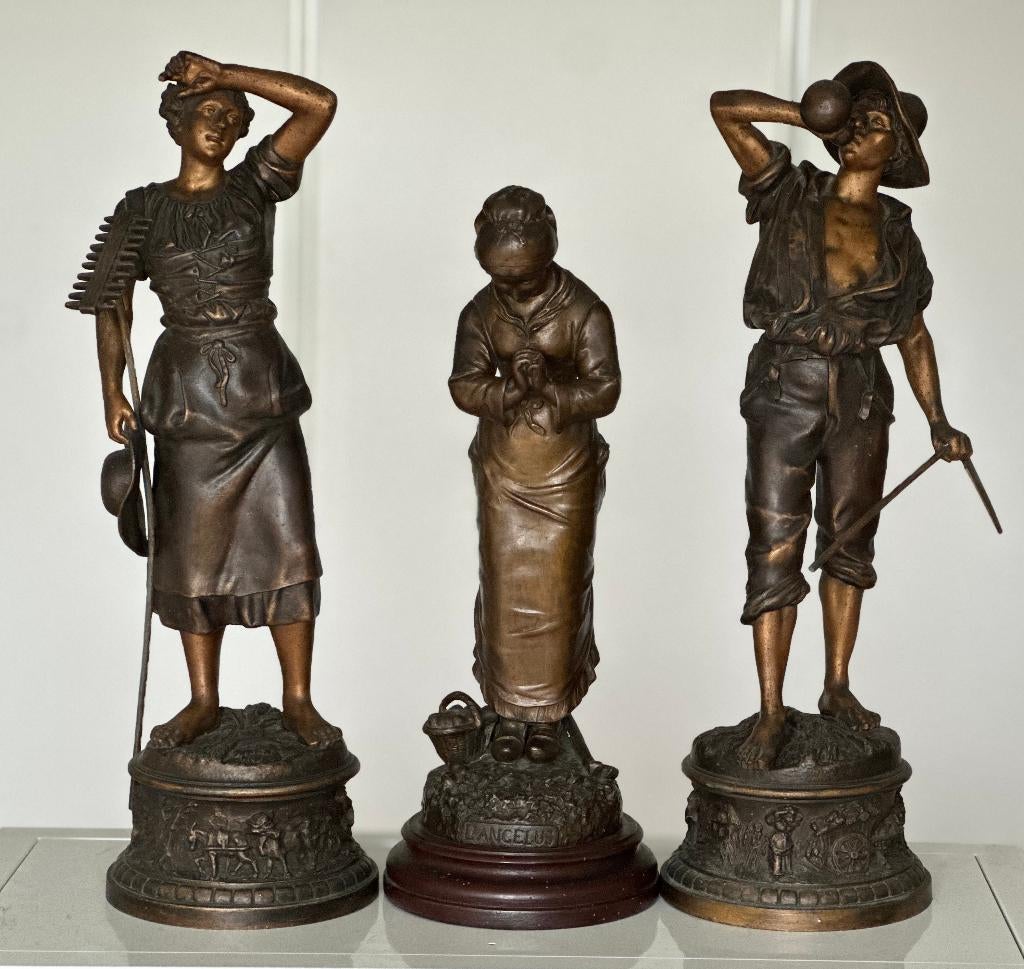 3 Statues anciennes " Scène de la vie paysanne", Antiquités & Art, Enlèvement