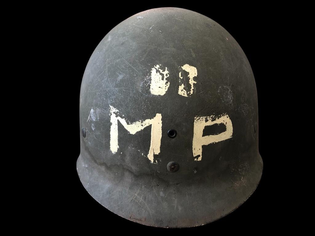 US Army WW2 Captain MP firestone liner, Collections, Objets militaires | Seconde Guerre mondiale, Armée de terre, Enlèvement ou Envoi