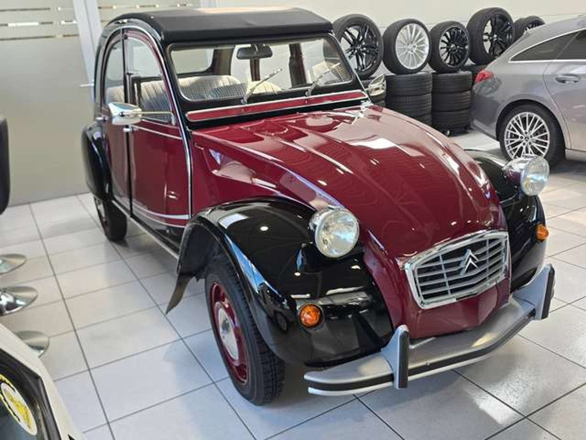 Citroën 2CV 2cv6 / Prachtstaat / 600cc / 21kw / Belgium car, Auto's, Gebruikt, Zwart, Handgeschakeld, 2 cilinders