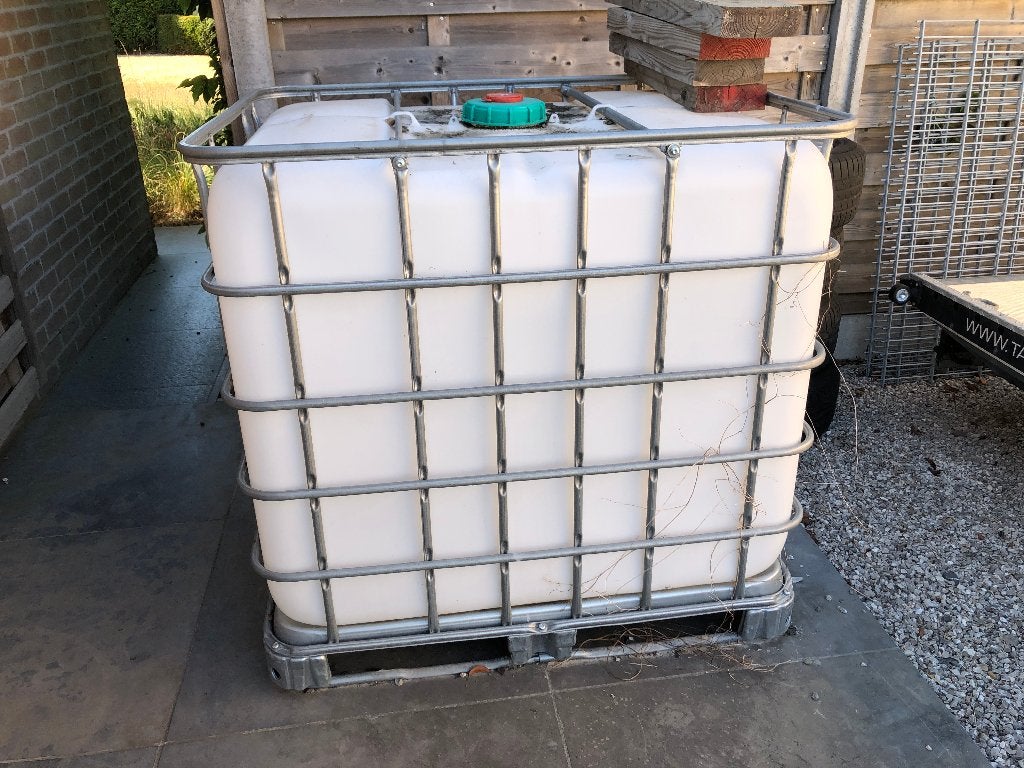 ibc container 1000L als nieuw, Ophalen, Kunststof, Met kraantje, 150 liter of meer