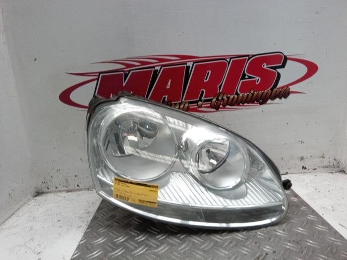 Phare droit d'un Volkswagen Golf, -, Volkswagen, -, 3 mois de garantie