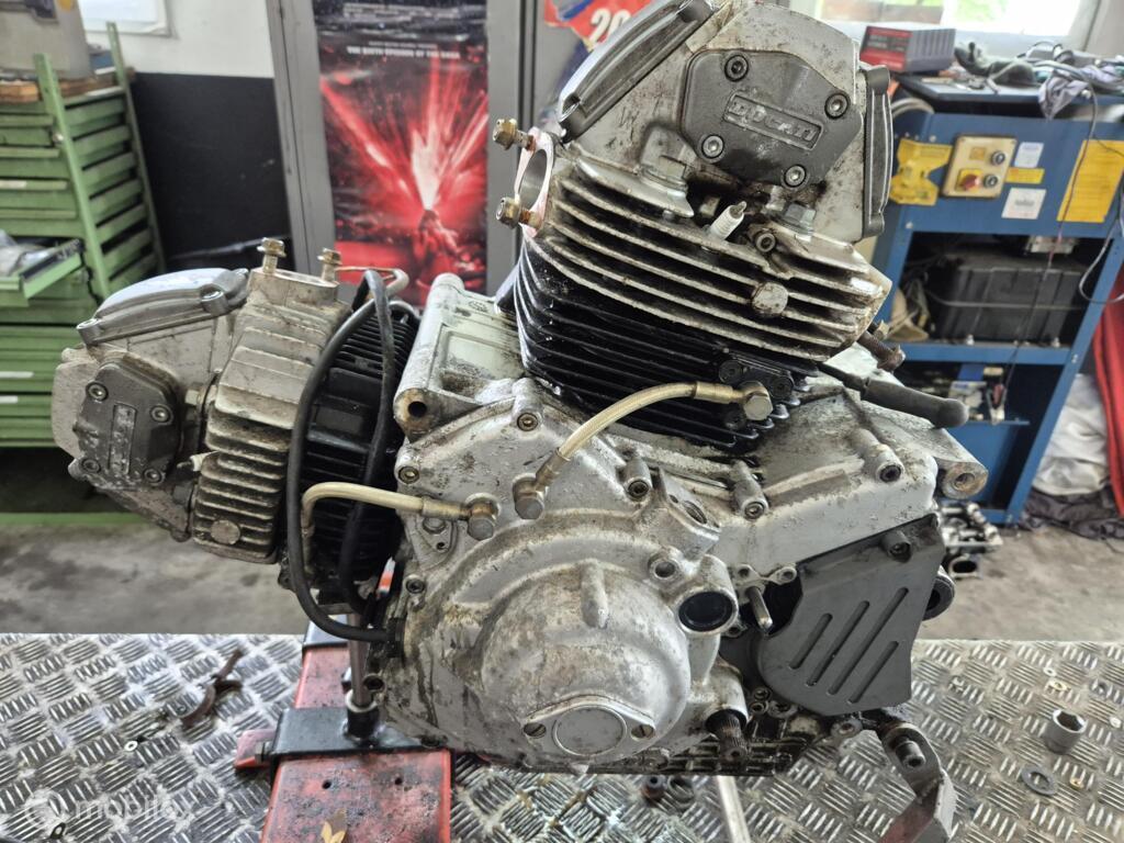 Motorblok blok motor 900 Monster SS Supersport Superlight, Enlèvement ou Envoi, Factorystore.service@ducati.com, Via Antonio Cavalieri Ducati, 74/5, 74/6, 40132 Bologna BO