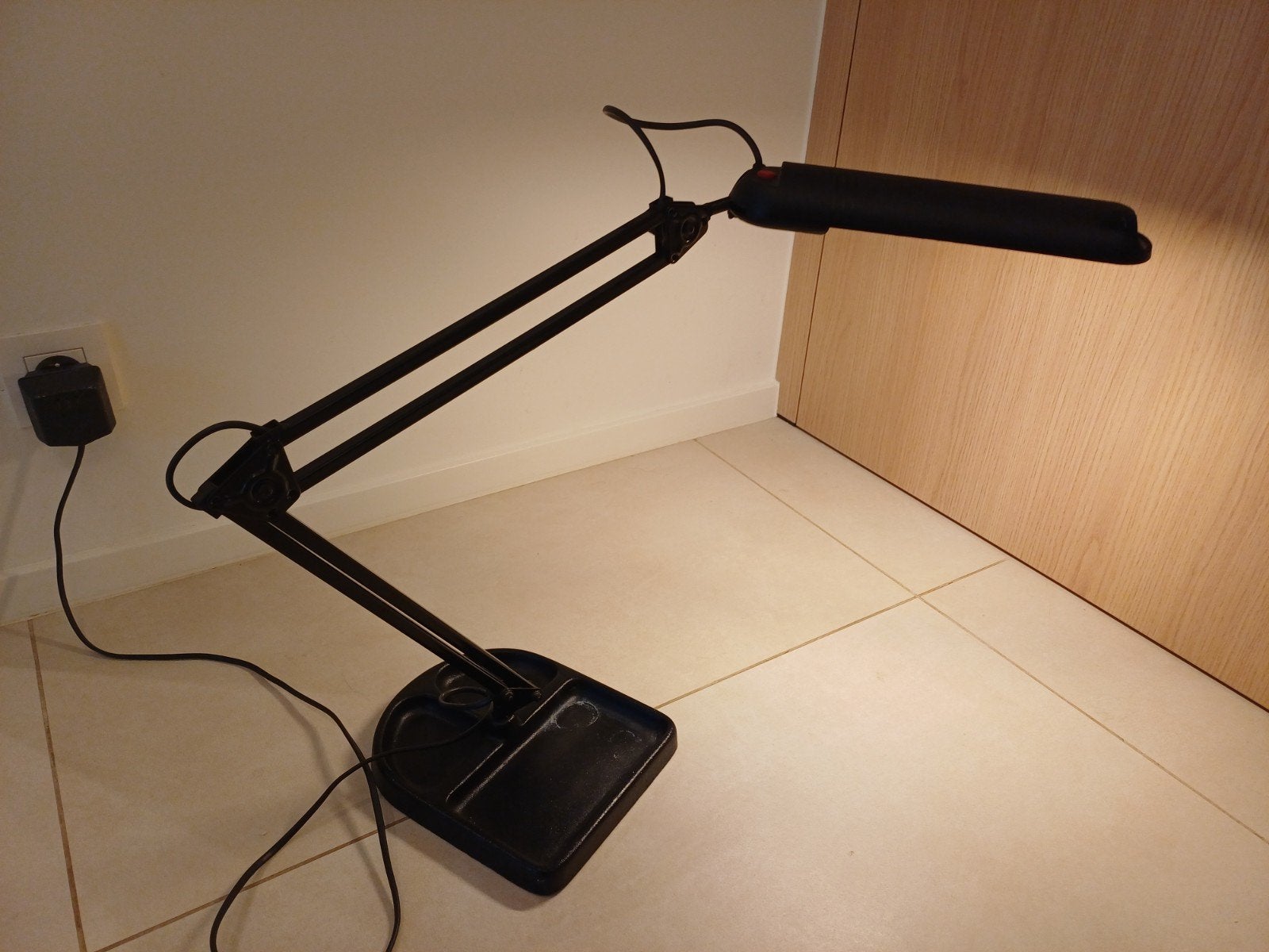 Lival burolamp, Ophalen