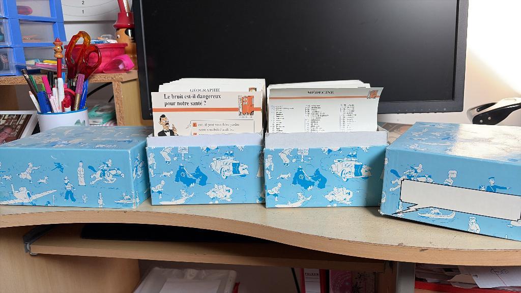 TINTIN édition ATLAS coffret, Ophalen, Kuifje, Zo goed als nieuw, Boek of Spel