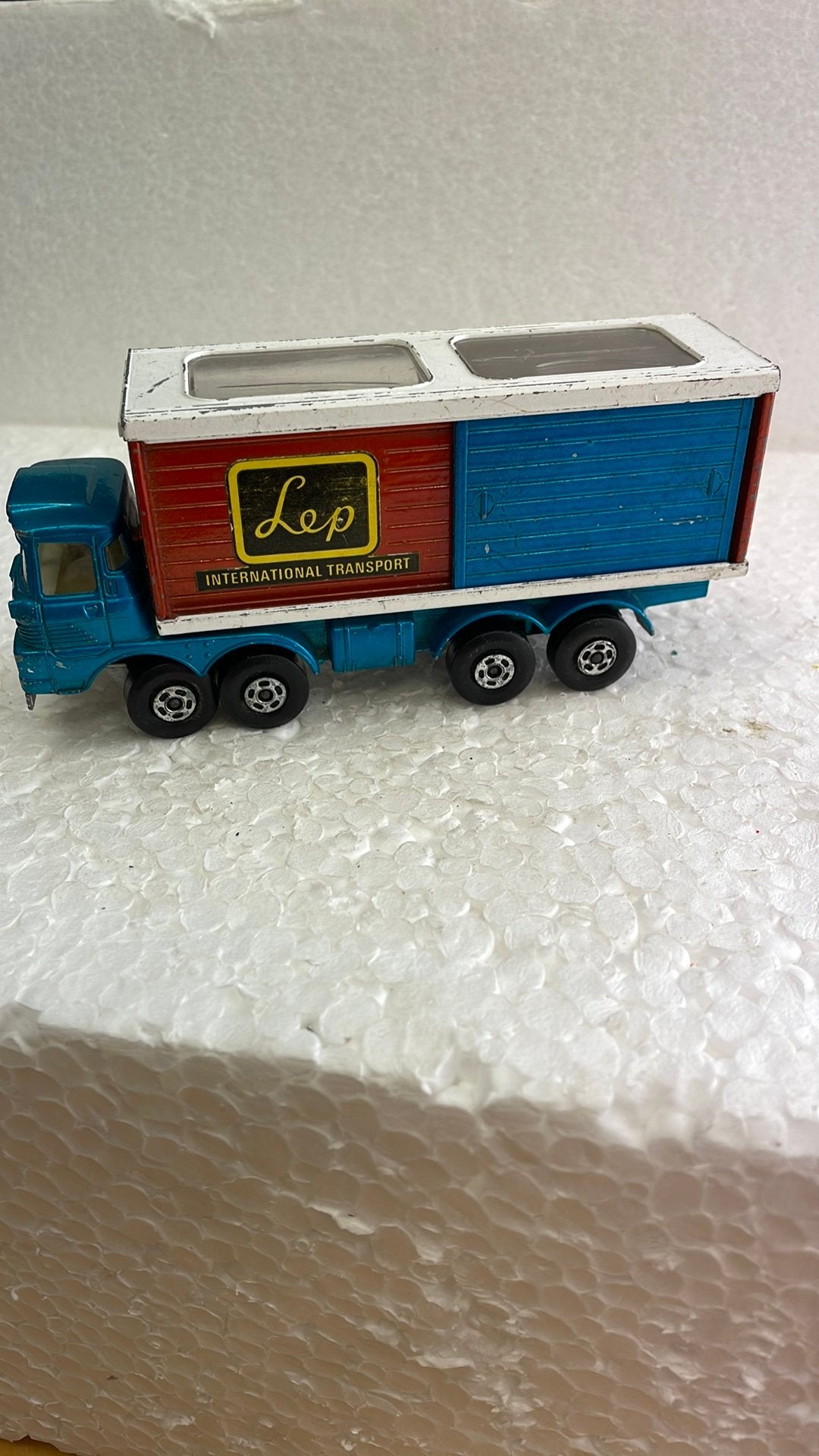 Matchbox Super Kings 14 Freight Liner, Hobby & Loisirs créatifs, Voitures miniatures | Échelles Autre, Enlèvement ou Envoi, Comme neuf