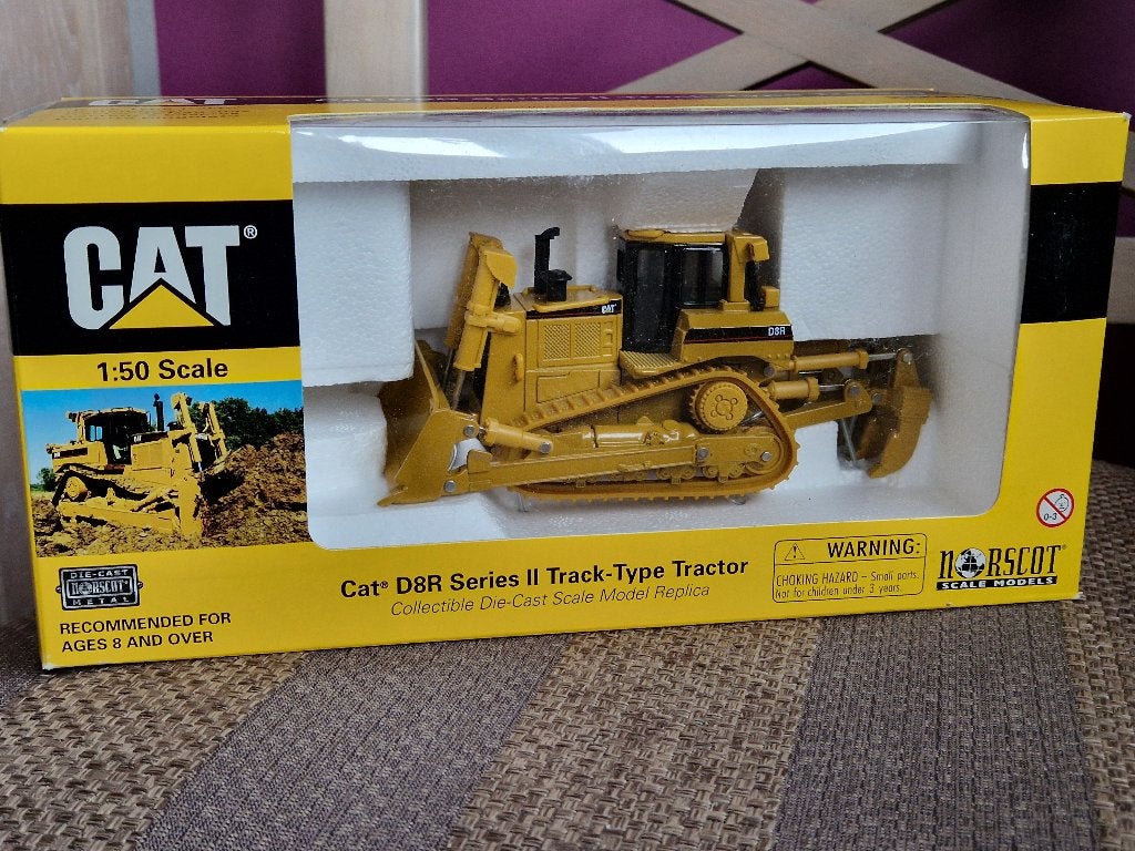 Norscot 55099 Cat D8R Series II Track-Type Tractor 1:50, Envoi, Neuf, Autres types, Autres marques