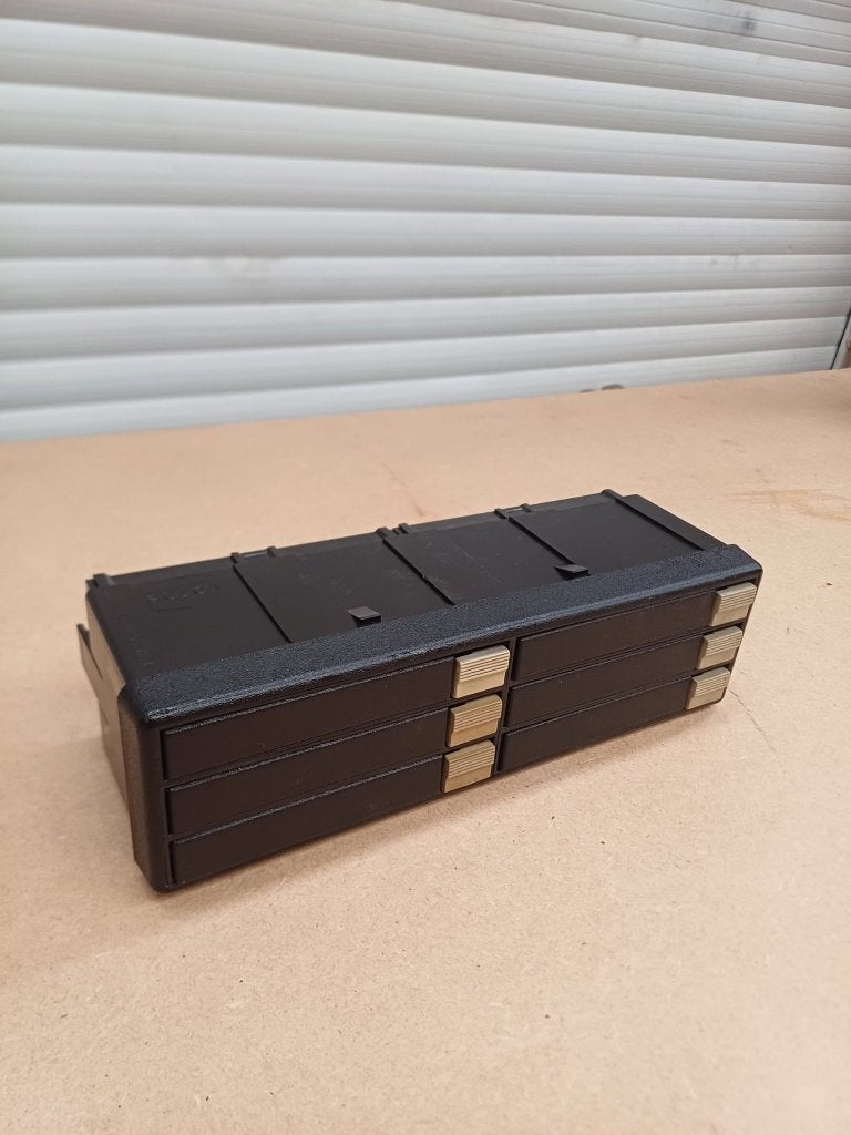 BMW E30 Cassette box FischerCBox, Ophalen of Verzenden, Gebruikt, BMW