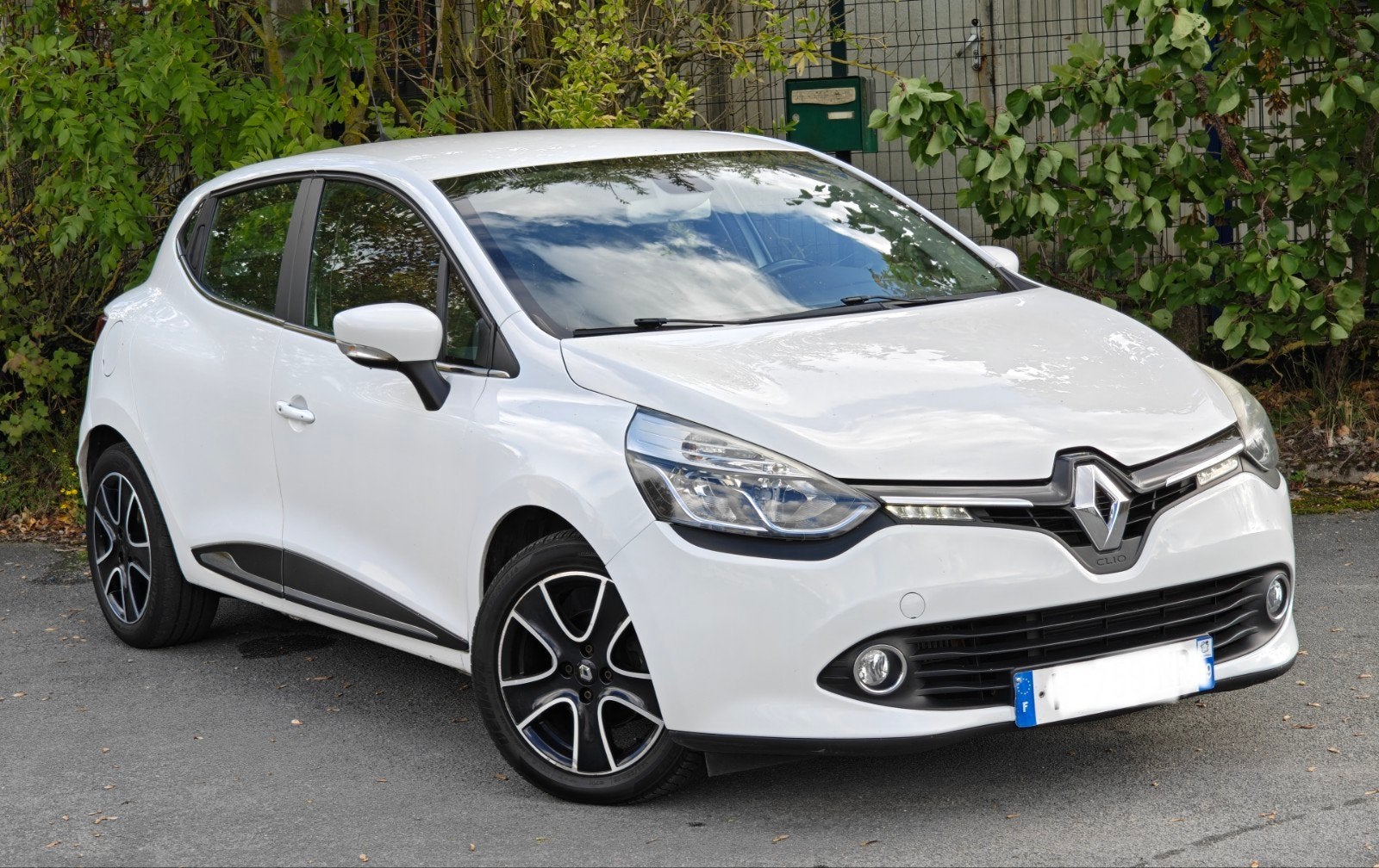 Renault Clio IV 1.5 dci limited euro 6, Autos, Achat, Euro 6, Entreprise, Carnet d'entretien