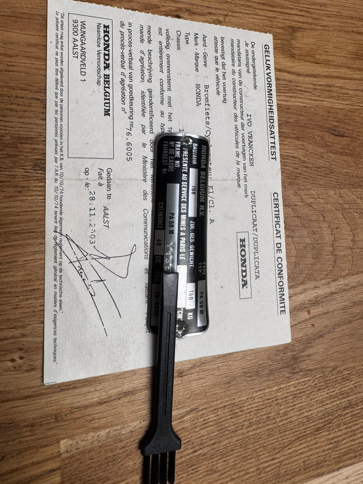 Certificat de conformité + plaque signalétique, Enlèvement ou Envoi, Comme neuf