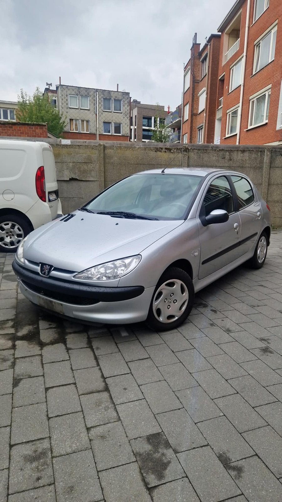 Peugeot 206 1.4 HDI *149.000 Km*2004*PROPER*5 DEURS*1E MAIN*, Argent ou Gris, Achat, 50 kW, Noir