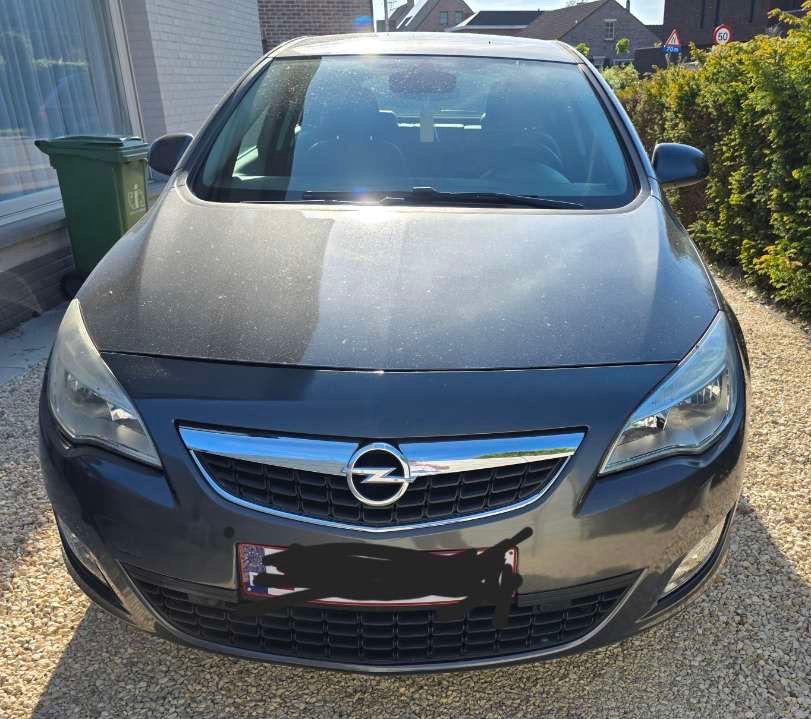 Opel Astra 1.4 Turbo (140 pk) Benzine – Euro 5, Auto's, Opel, Particulier, Astra, Benzine, Euro 5, 5 deurs, Automaat, Zilver of Grijs