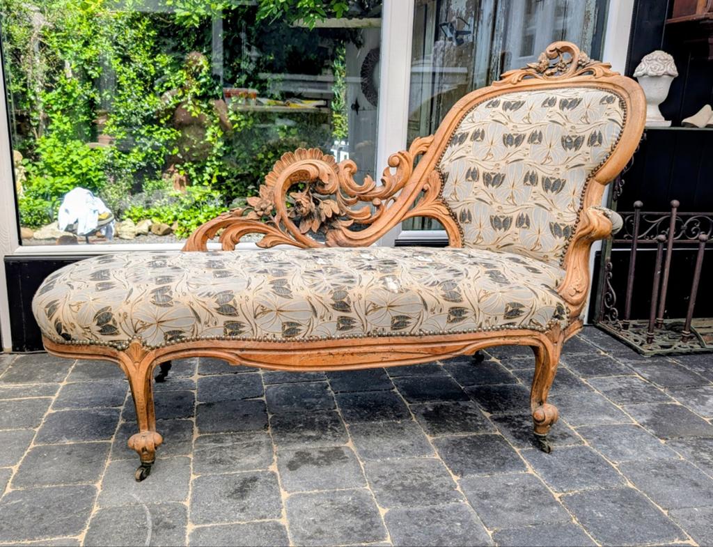 Antieke chaise longue, Ophalen