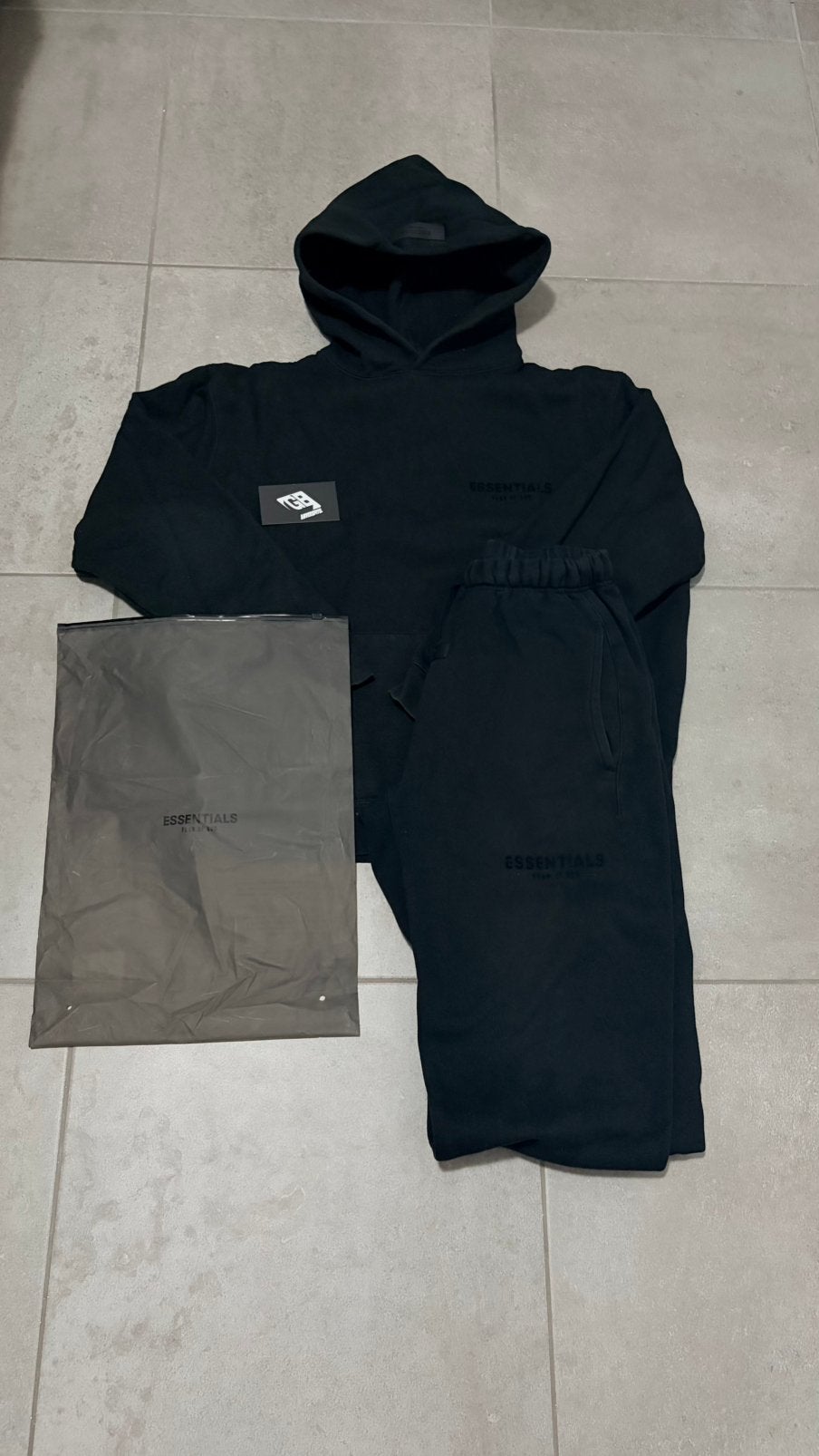 Zwarte Essentials Fear Of God Trainingspak Maat M, Enlèvement, Comme neuf, Taille 48/50 (M)