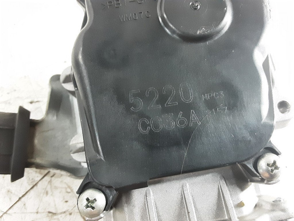 MOTEUR ESSUIE-GLACE AVANT Renault Captur (2R) (C036A), Renault, Mevr. I. Hauben, Utilisé, Rue de l'Espoir 34 34
4030  GRIVEGNÉE, BE