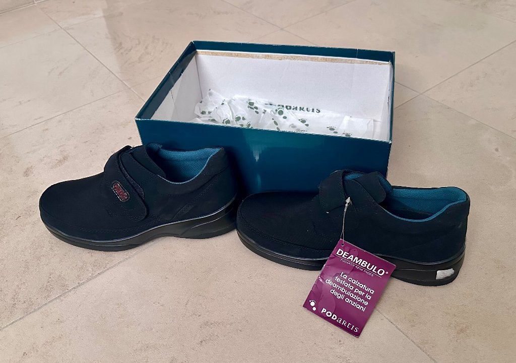 Ensemble de chaussures orthopédiques - Taille 40-41, Vêtements | Femmes, Chaussures, Comme neuf, Enlèvement, Autres types, Noir